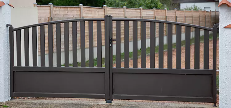 Advanced Gate Solutions in Palm River-Clair Mel, FL